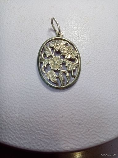 С рубля без мц. кулон с цветочками бЗвезда875пр. .4БС 3.5х2.2см. 4гр.