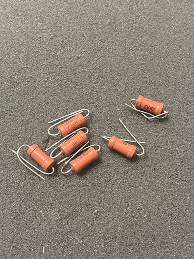 Резистор 2,7 кОм (МЛТ-1, цена за 1шт)