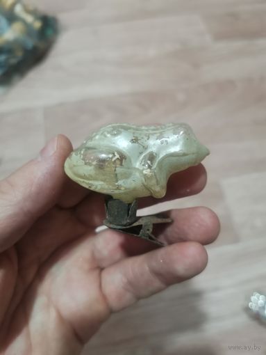 Советская елочная игрушка лягушка