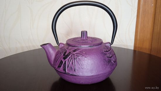 Чайник-заварник, чугун старый Китай