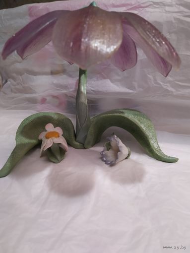 Две  фигурки эльфов+Цветочный зонтик одним лотом(3 ед.).Шляйх(Германия),оригинал