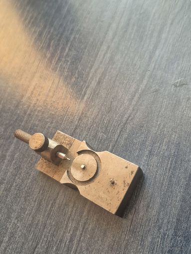 Часовой инструмент. Инструмент часовщика