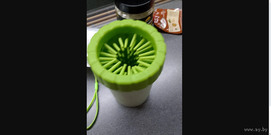 Лапомойка для крупных и средних собак.