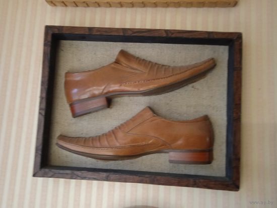 Инсталляция .    РАСПРОДАЖА КОЛЛЕКЦИИ.