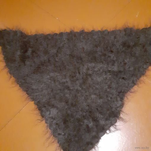 Косынка пуховая новая