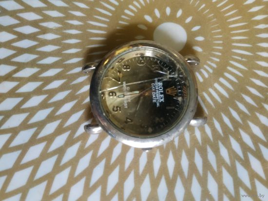 Часы наручные ROLEX  . В ремонт,коллекцию,на запчасти. Состояние на скане.