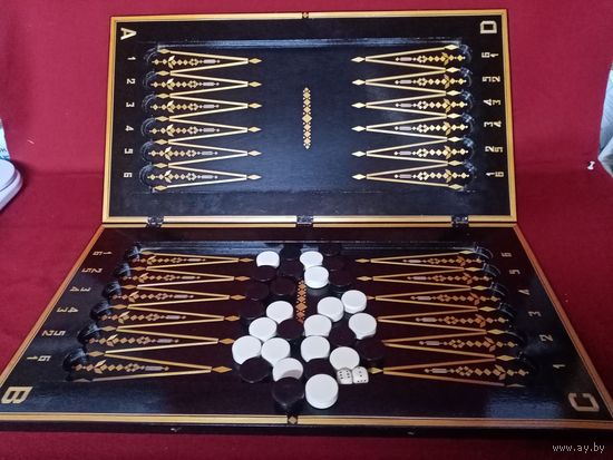 С рубля без мц. НАРДЫ-шашки. дерево, 60х64 в разложенном виде. 60х32х5см в сложенном.