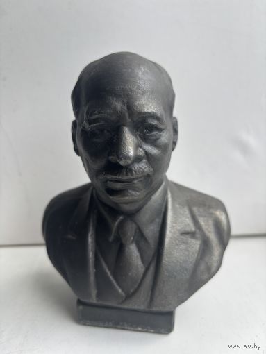 Бюст Каганович Л.М.