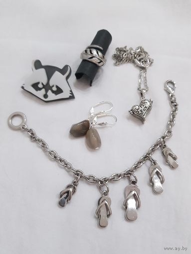 Набор бижутерии 1. Браслет, серьги агат, кольцо, кулон сердце, брошь енот.