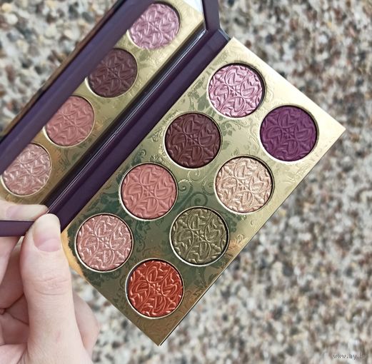 MAC Eyeshadow x 8 Feast Your Eyes