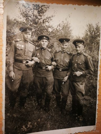 Фотография. Пограничники.