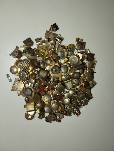 Контакты. Техн. серебро. С рубля.