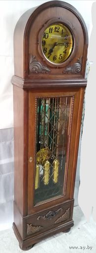 Четвертные напольные часы "Ysgus", Германия, начало прошлого века.
