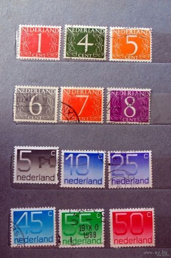 12 марок - цена за все. /Нидерланды/