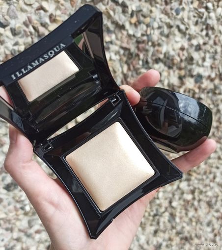 Набор полноразмерных продуктов Illamasqua