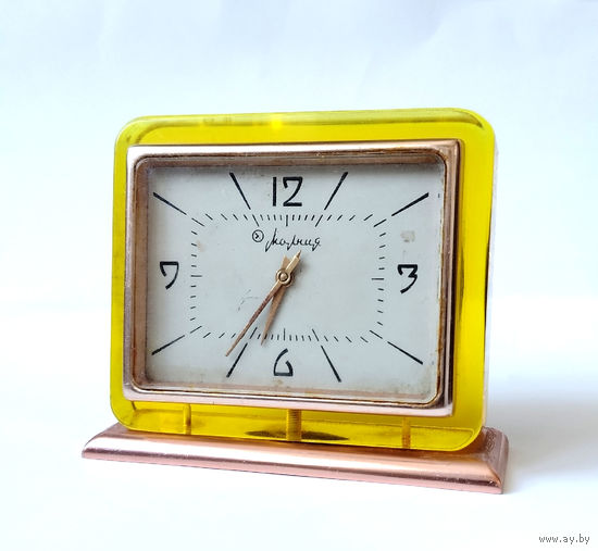 Часы настольные Молния, винтаж, СССР.