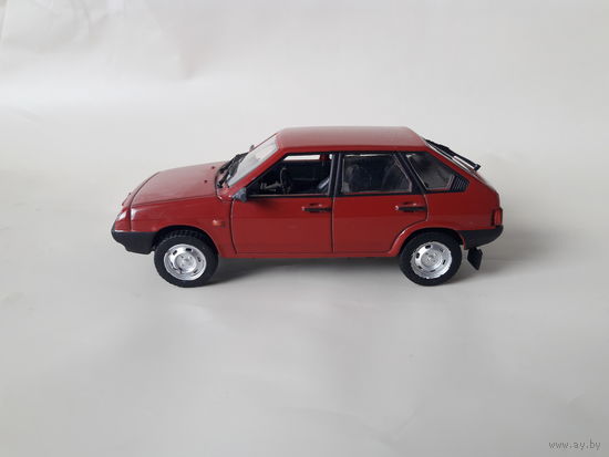 ВАЗ-2109 "Спутник" Деагостини 1:43 Автолегенды СССР Deagostini Жигули