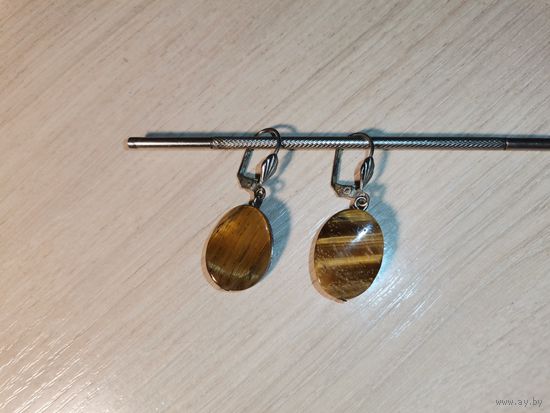 Серьги с подвесками из натурального камня, замки рабочие.
