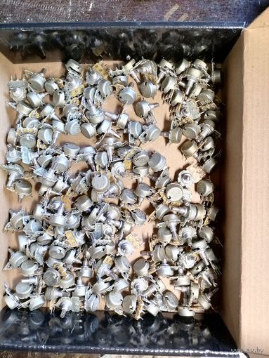 Лот переменных резисторов