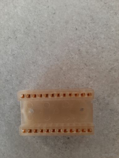 Панелька для микросхем Желтые контакты РС24-7 89г.в