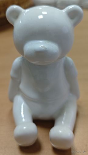 Керамический медведь без глаз