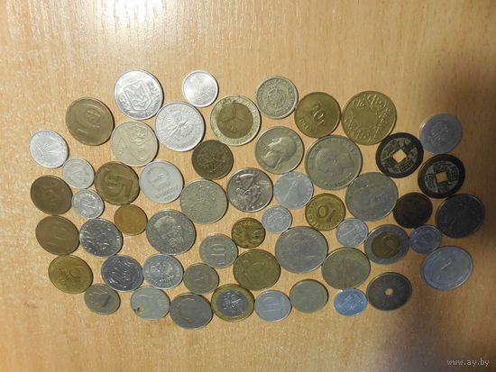 Монеты.