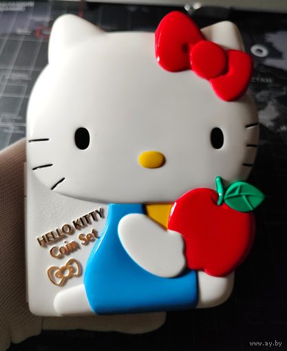 Япония, 1 5 10 50 100 и 500 йен 2004 года с памятным жетоном, годовой набор, Hello Kitty 30 лет, редкий, UNC