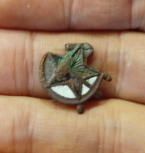 Петличный знак жд рука,с рубля