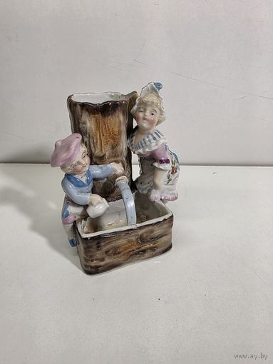 Дети у колодца. Conta Boehme. Старая Германия