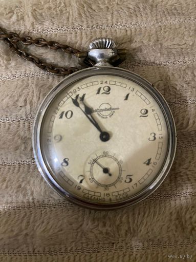 Часы карманные Златоусовские нечастые с рубля без мпц!