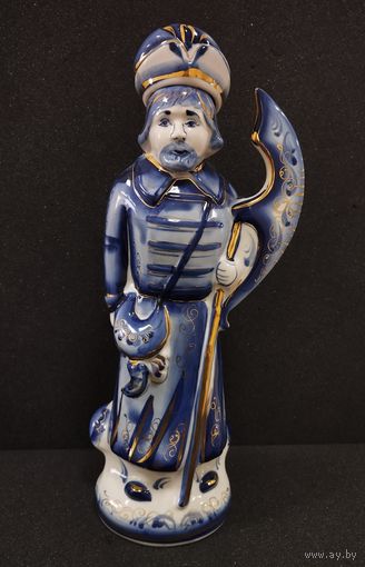 Штоф фарфоровый Стрелец, Гжель