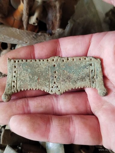 Крупная старинная штучка