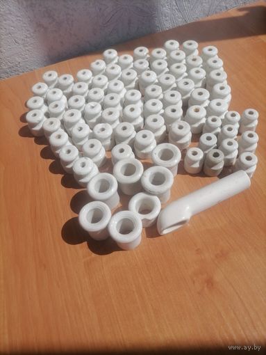 ИЗОЛЯТОРЫ