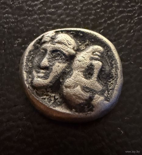 Драхма. Греция. Истрия.  Дельфин, Орел, близнецы. СЕРЕБРО.