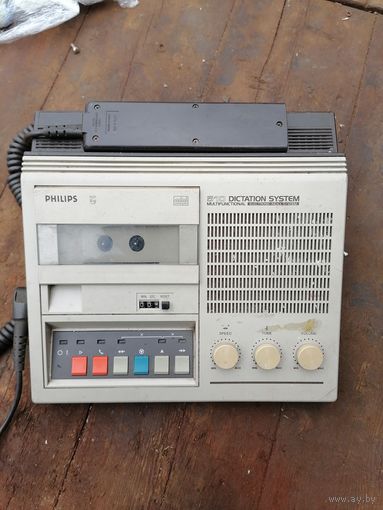 Диктофон Philips 510.