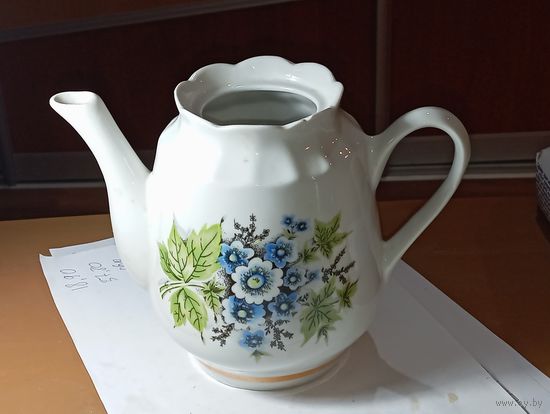 Чайник , Добрушский фарфоровый завод .