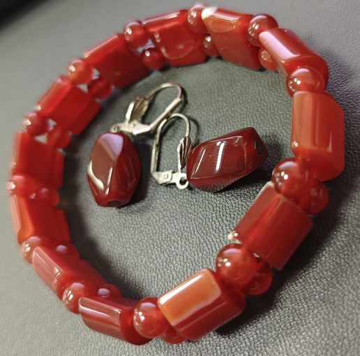 Гарнитур. Натуральный камень Сердолик.