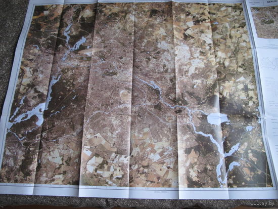 Большая (84х114 см) спутниковая карта Берлина (1:50 000, 1991 г.)