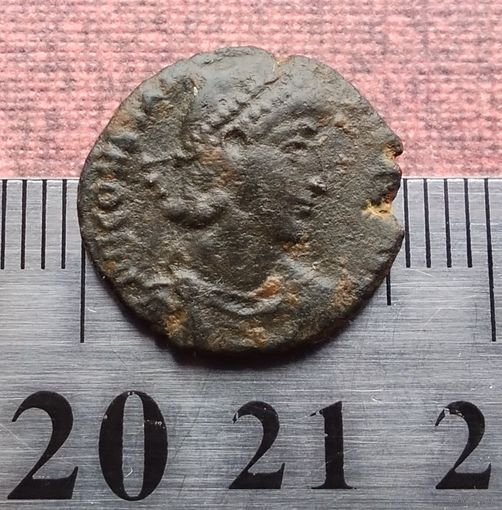 Римская империя до нач. V века, фоллис. Император - Констанций II (337-361 гг.) (47)