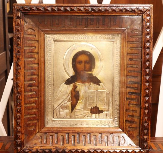 Старинная икона "Господь Вседержитель" в киоте, Царская Россия, оклад- серебро, 84 проба, 13,5х17 см