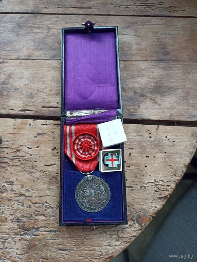 МЕДАЛЬ КРАСНОГО КРЕСТА! Япония ( СЕРЕБРО), Комплект
