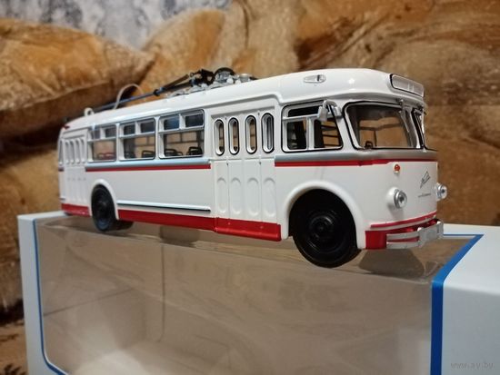 Троллейбус КТБ-4