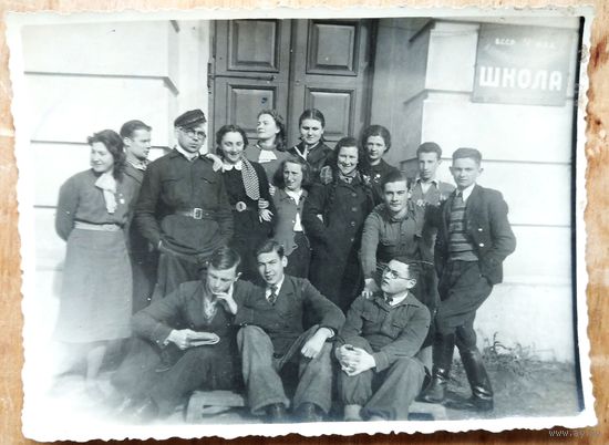 Фото школьников. Ошмяны. 1941 г. 8х11 см.