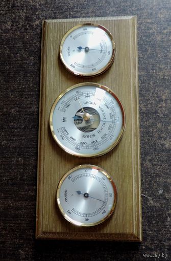 Барометр, термометр, гигрометр. 70-е годы Германия. На дереве. Размер 12-27 см.