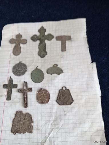 Крестики нательные и медальоны