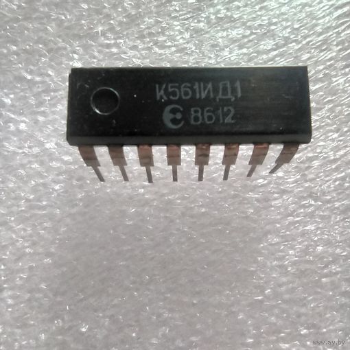 Микросхема К561ИД1