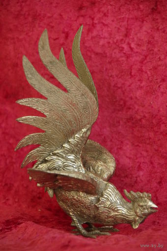 Статуэтка " Петух " , металл  ( высота 18 см , длинна 12,5 см )