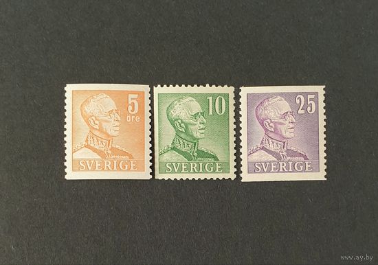 Король Густав 5 Швеция 1948 Mi 332-334