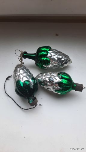 Ёлочная игрушка,,Шишка,,набор 3шт.СССР.