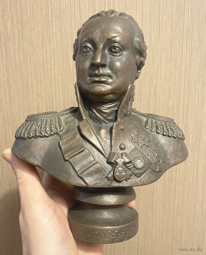Бюст Кутузов